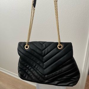 Black flap purse
